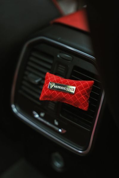 Автопарфум HURRICANE RED (ПРЕМIУМ) (кріплення на дефлектор) CAR-15 фото